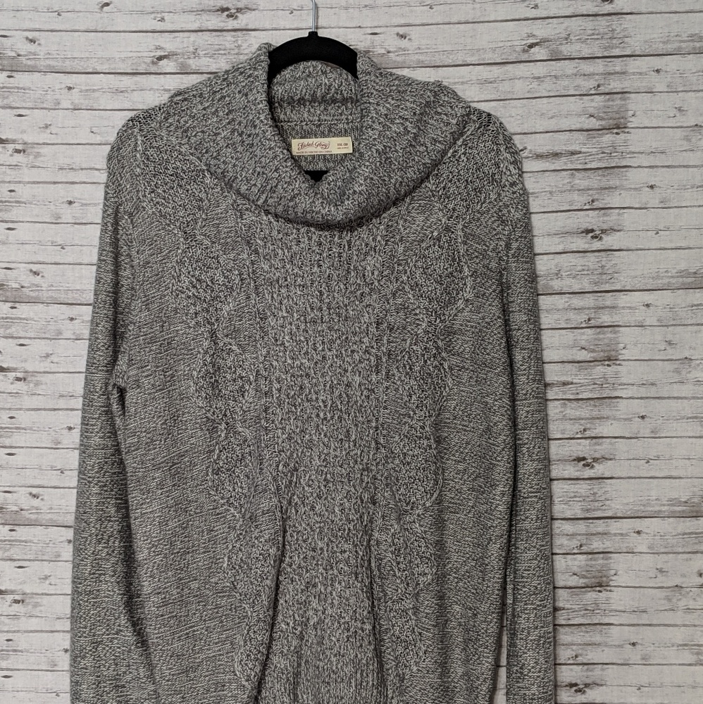 🦋 Faded Glory NWOT Sz: XXL gray sweater cowl neck